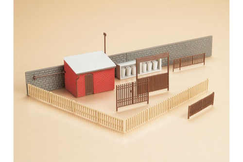 Сарай, забор, ворота