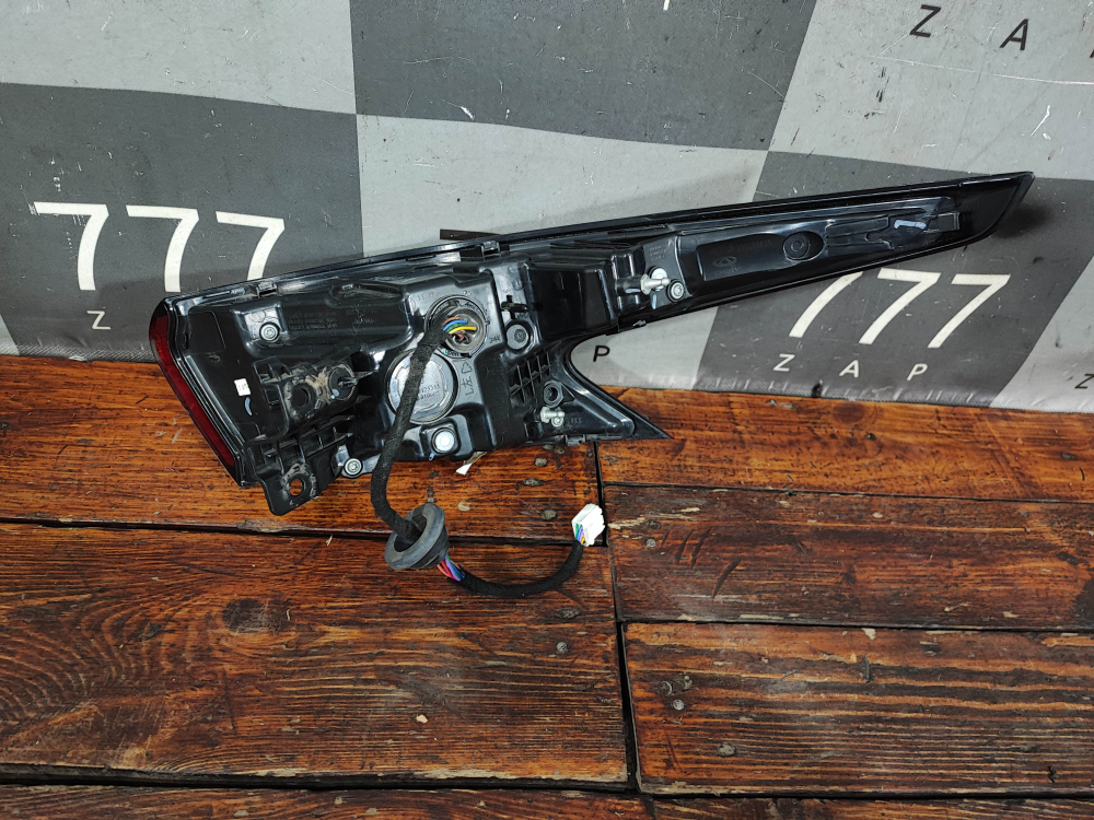 Фонарь задний левый Omoda C5 22-нв Б/У Оригинал 605000722AA