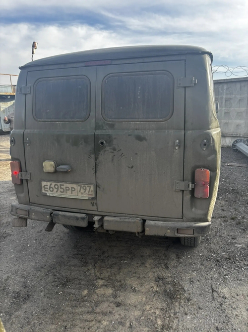 UAZ 3909* Грузопассажирский 390995-04 (без ABS, Бензиновый, 2,7 л, 112 л.с.)