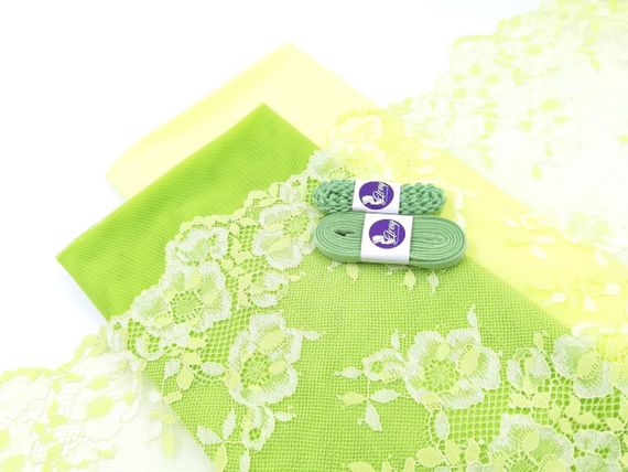 03-157 Кружево эластичное 19 см, лайм (салатовый)