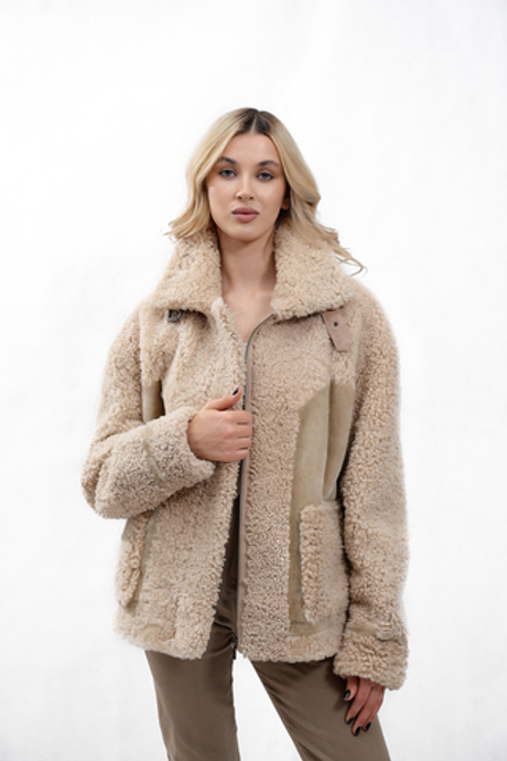 Женская куртка "Бомбер" из натуральной овчины, бежевый