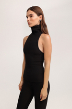 Леггинсы со сборкой в рубчик