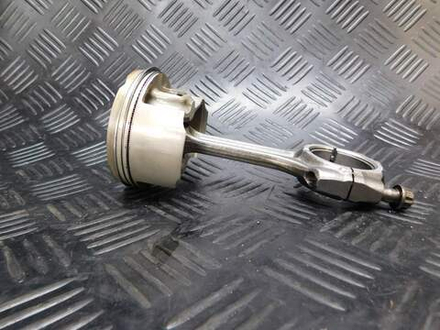 Поршень Suzuki GSX1300R Hayabusa 99-2007 (2)