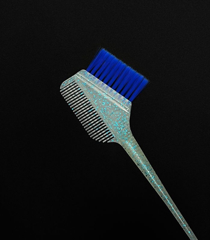 Кисть-гребень для окрашивания волос