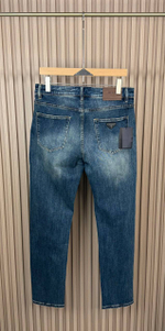 Джинсы Prada