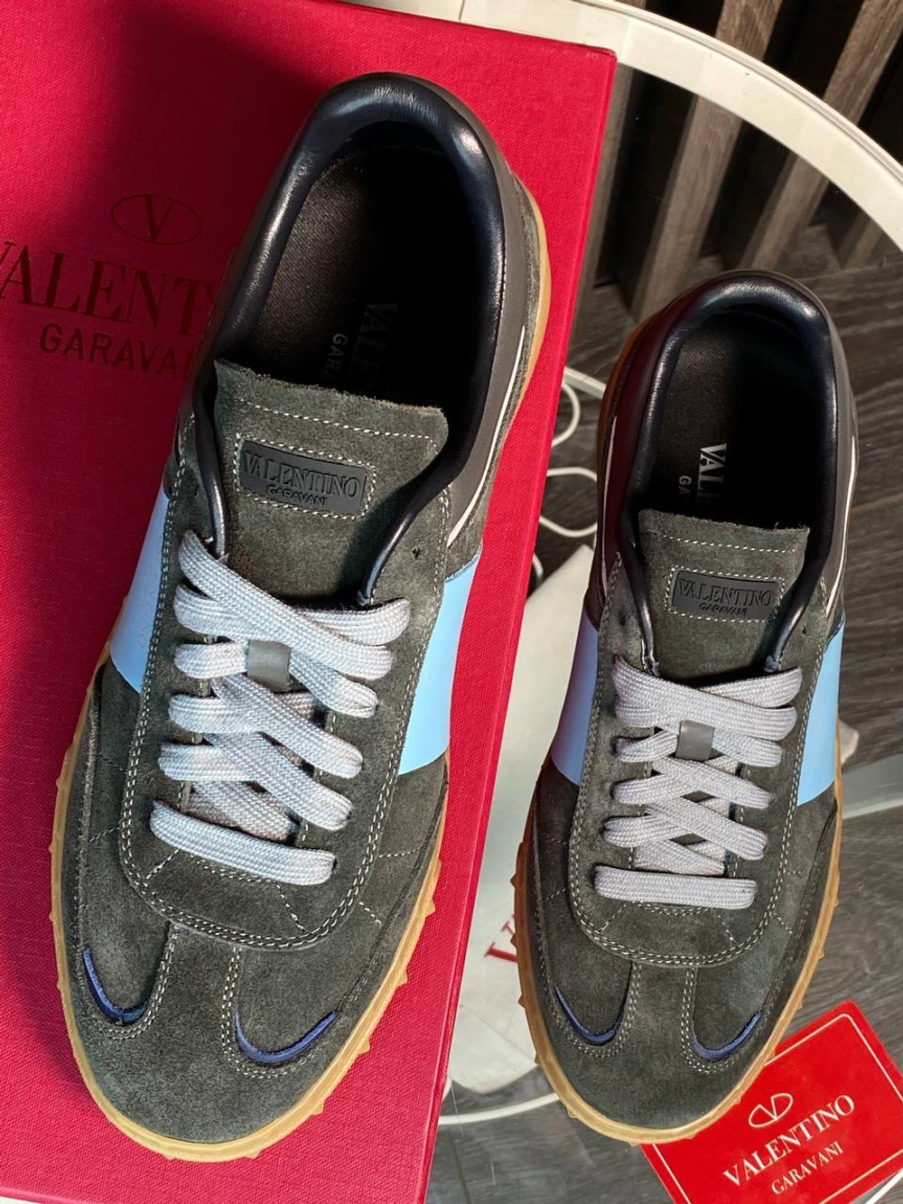 Кроссовки Valentino