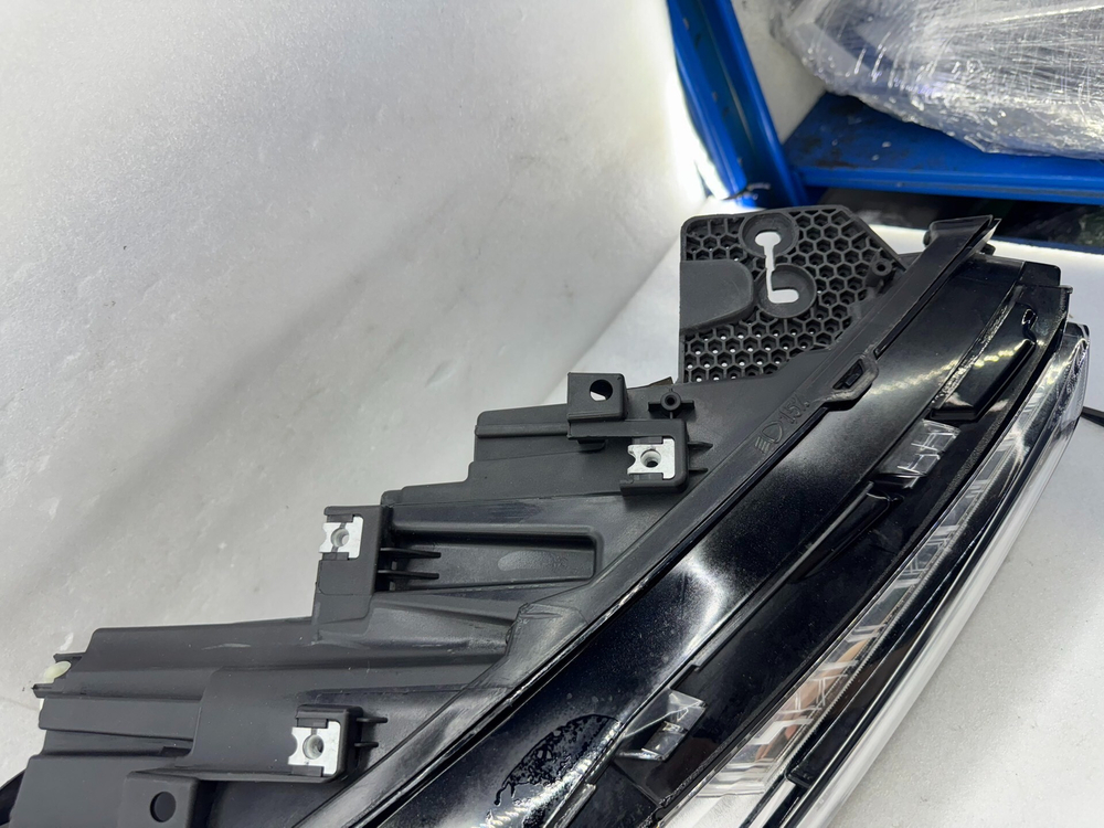 Передняя LED фара Changan UNI-K оригинал ()