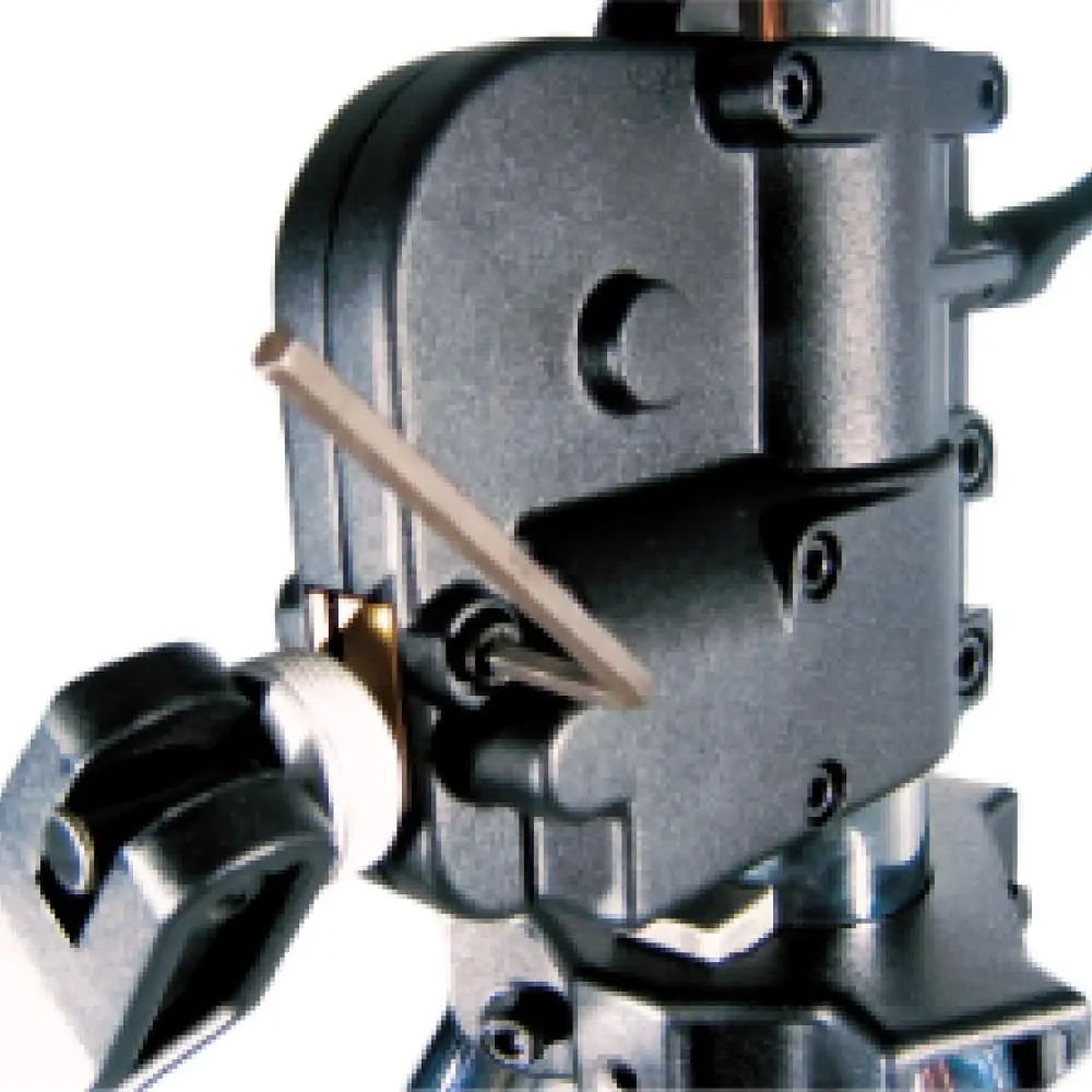 Стойка KUPO 483T 3 Sct. WIND-UP STAND с редукторной колонной