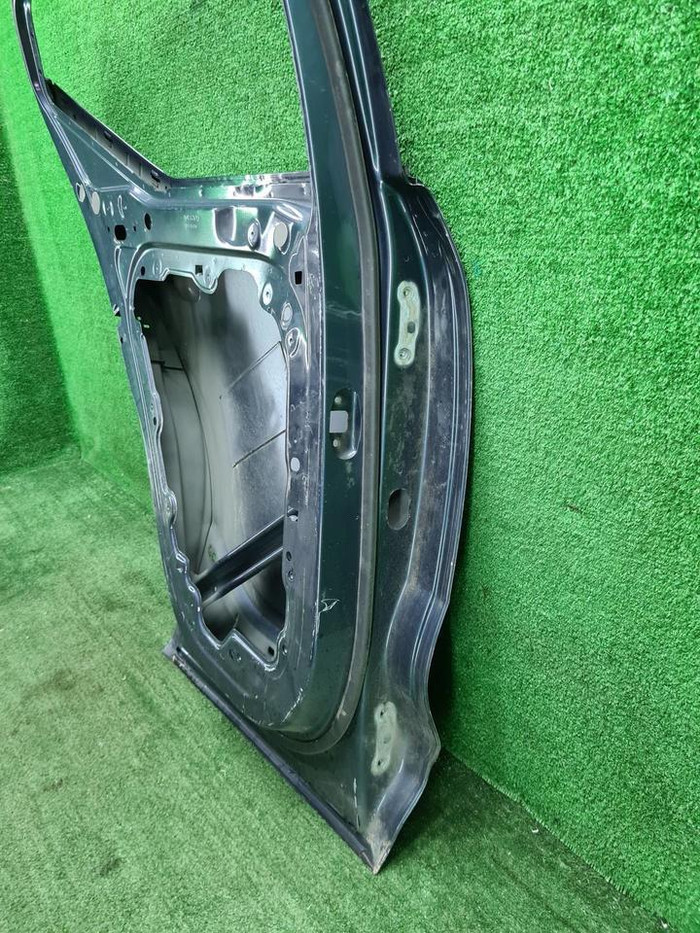 Дверь задняя левая Volvo XC40 (2017-н.в.)