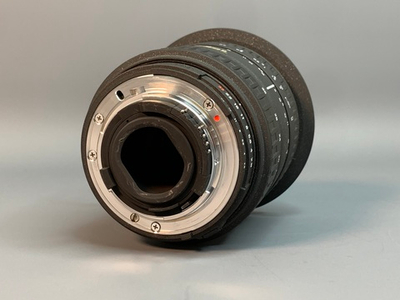 Sigma 17-35mm D 2.8-4 DG HSM Nikon F внутри пыль