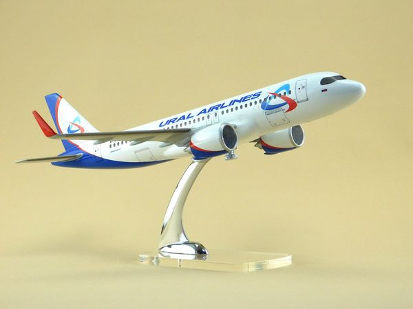 Airbus A-320NEO в масштбе 1/100
