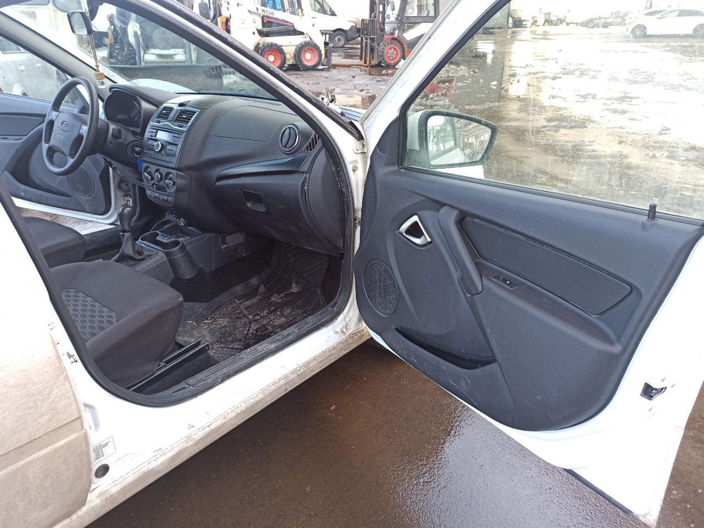 LADA GRANTA Лифтбек Comfort 24 1.6 90 hp 5MT