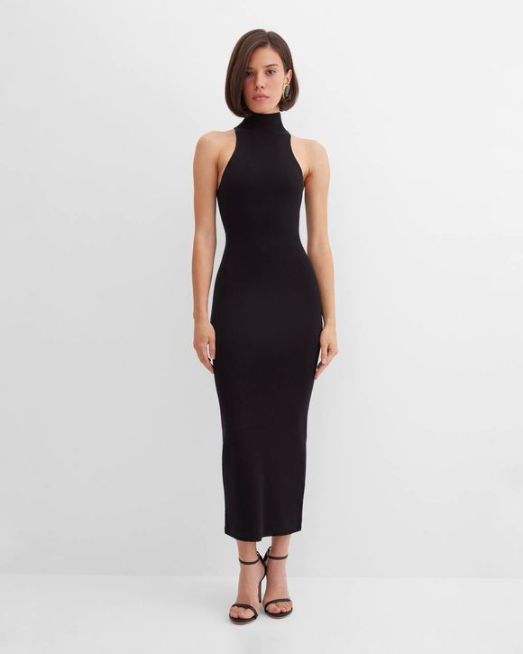 Платье вязаное миди с горлом