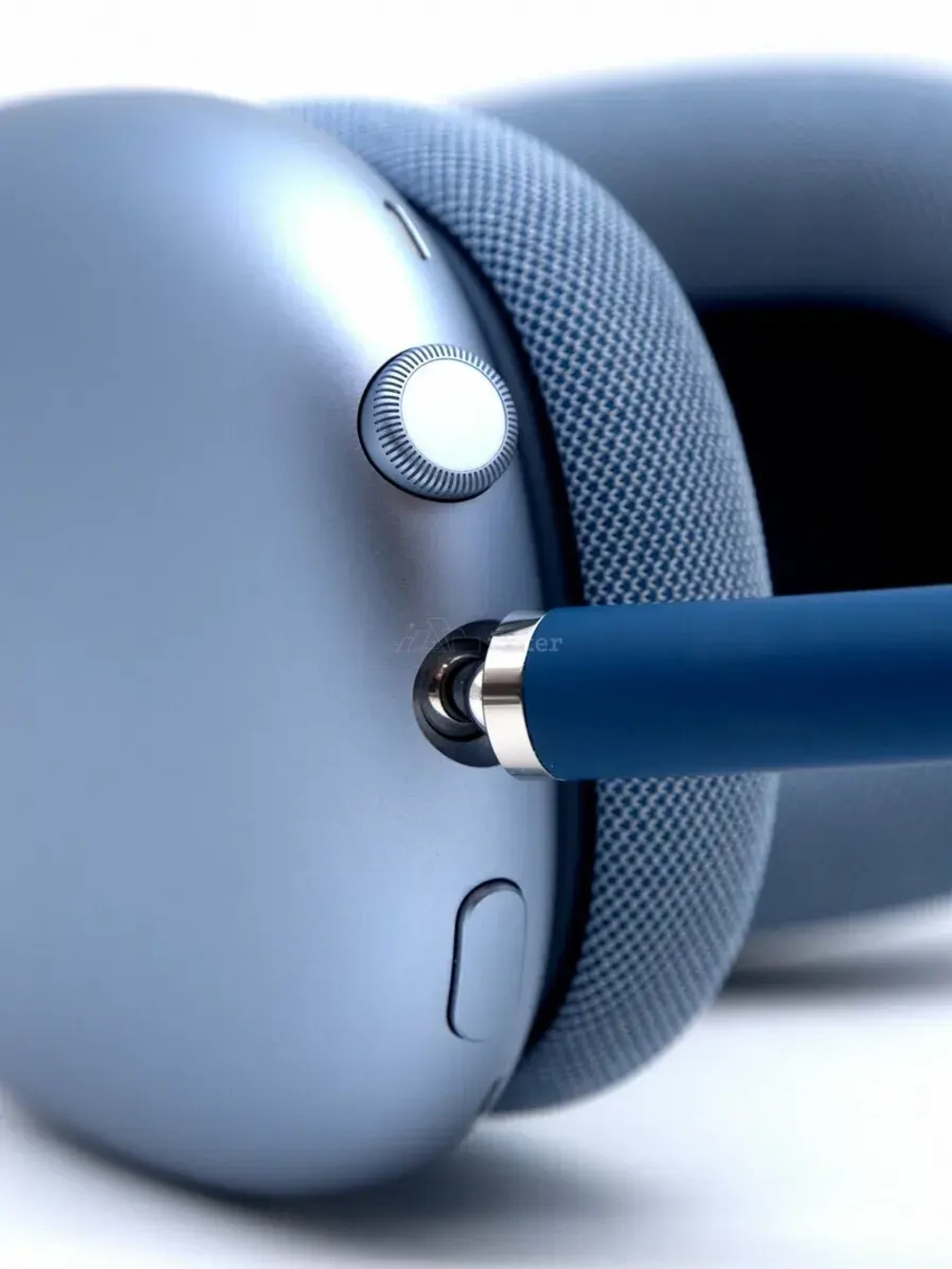 Беспроводные наушники AirPods Max 2 (2024), голубое небо