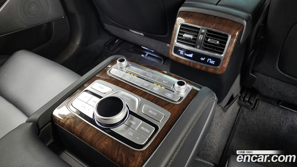 Kia The K9 (Quoris/K900) 3.8 GDI AWD (04.2021)