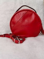 Сумка из натуральной кожи через плечо