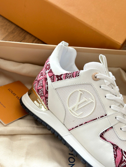Louis Vuitton Run Away Trainer