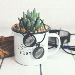 Парные кулоны для двоих с гравировкой отпечатков на заказ