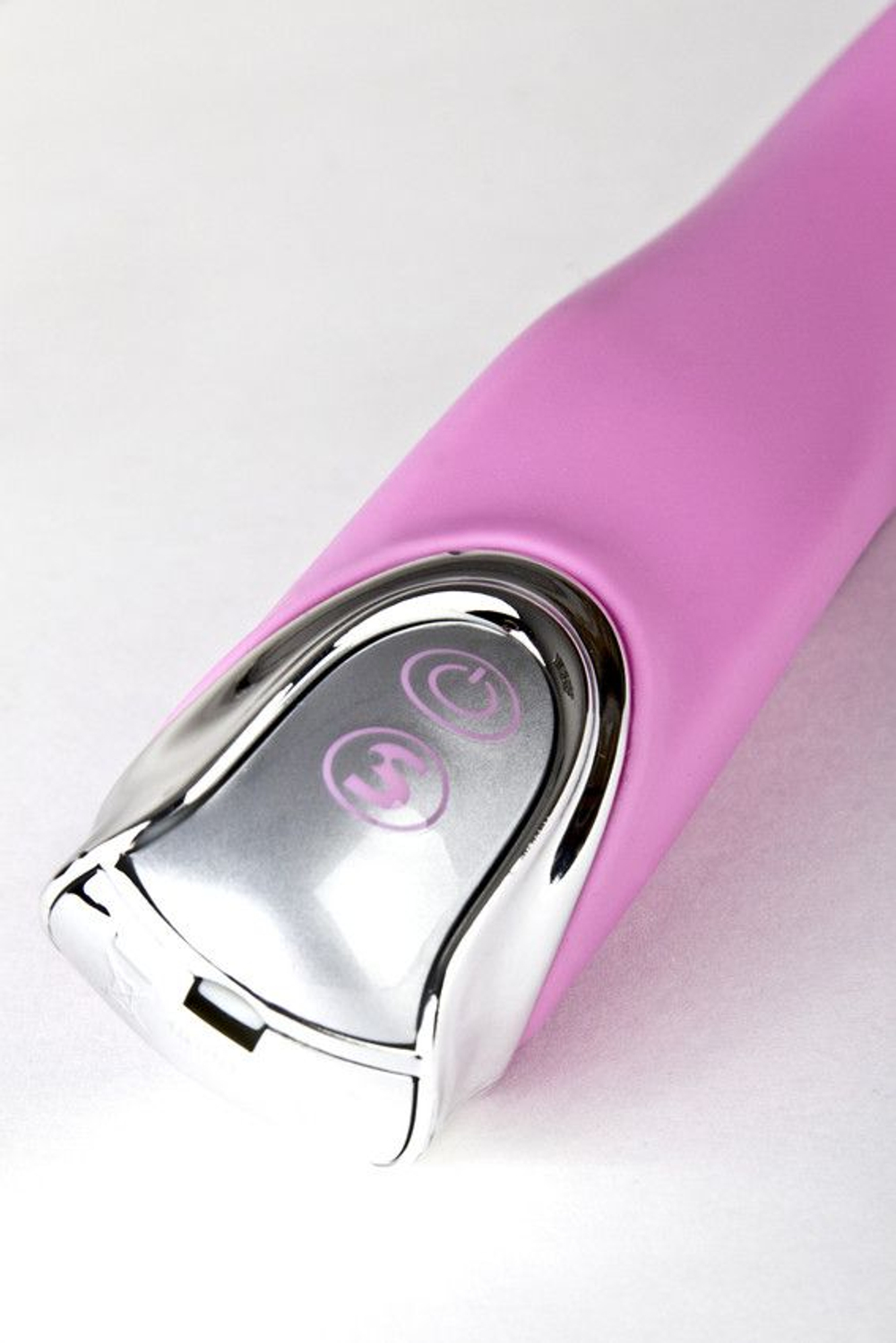 Розовый вибратор The Olympia с загнутым кончиком - 18,5 см. (Цвет: розовый)