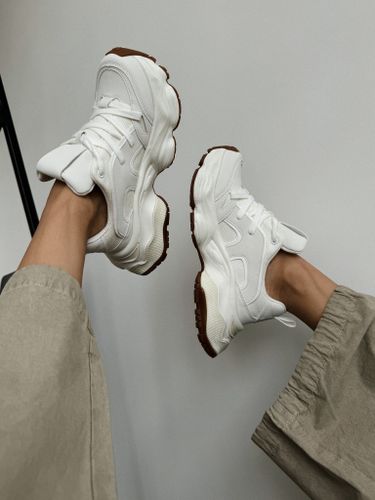 Кроссовки женские NOHO