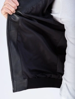 Куртка мужская  из натуральной кожи