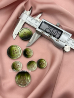 Пуговицы на прокол с градиентом зеленые