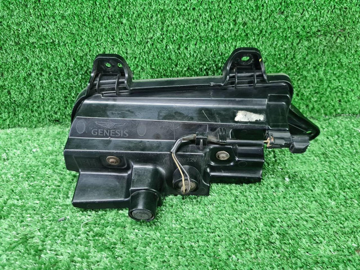 Фонарь заднего хода правый Genesis G80 2 (20-24)