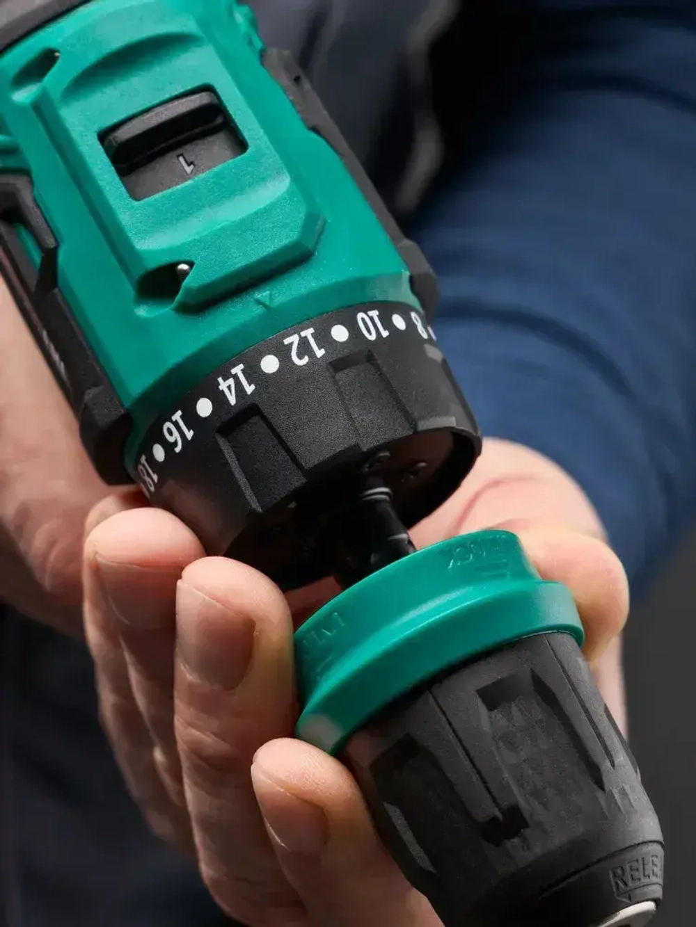 ROKODIL / Бесщеточный аккумуляторный шуруповерт 12В 36Нм 1АКБ / Rokodil Twist 2 Air (set 1), блокировка шпинделя, металлический патрон, кейс, оснастка в комплекте