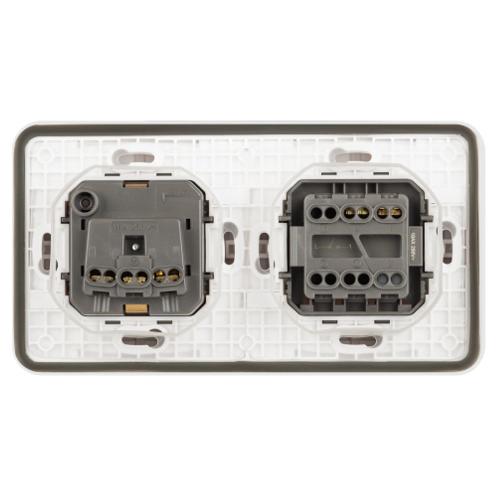 Блок розетка с выключателем ЭРА Эксперт 11-7521-01 IP55 16A-10AX-250В горизонт. СУ белый