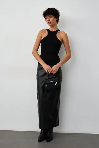 Майка из хлопка черного цвета