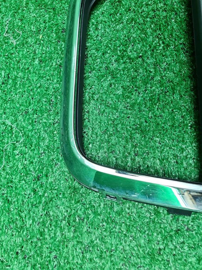 Решетка переднего бампера правая JAC JS3 (23-нв)