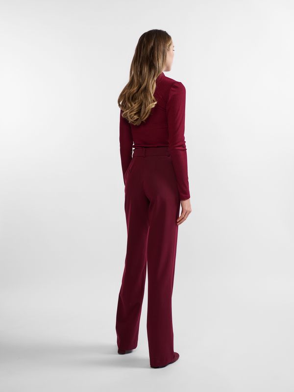 БРЮКИ ПРЯМОГО КРОЯ