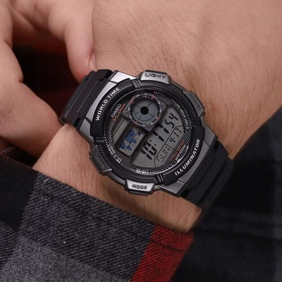 Электронные наручные часы Casio AE-1000W-1B