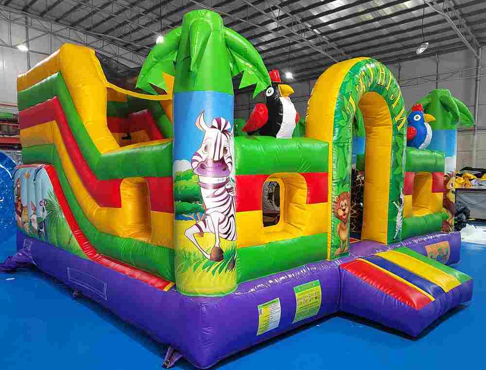 Коммерческий надувной батут "Сафари-джунгли 2 " 6*5*2,8 м