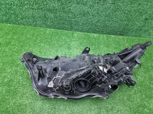 Фара правая Toyota RAV4 5 XA50 (2018-н.в.) LED