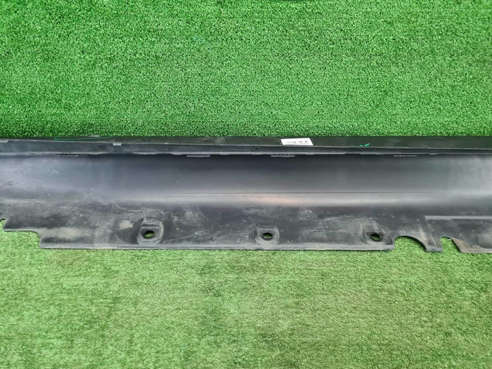 Накладка порога правая BMW X6 F16 (2014-2020)