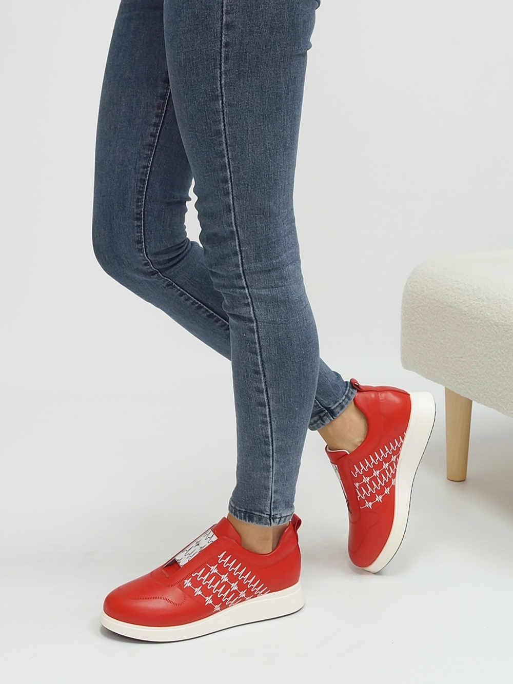 Кроссовки женские демисезонные