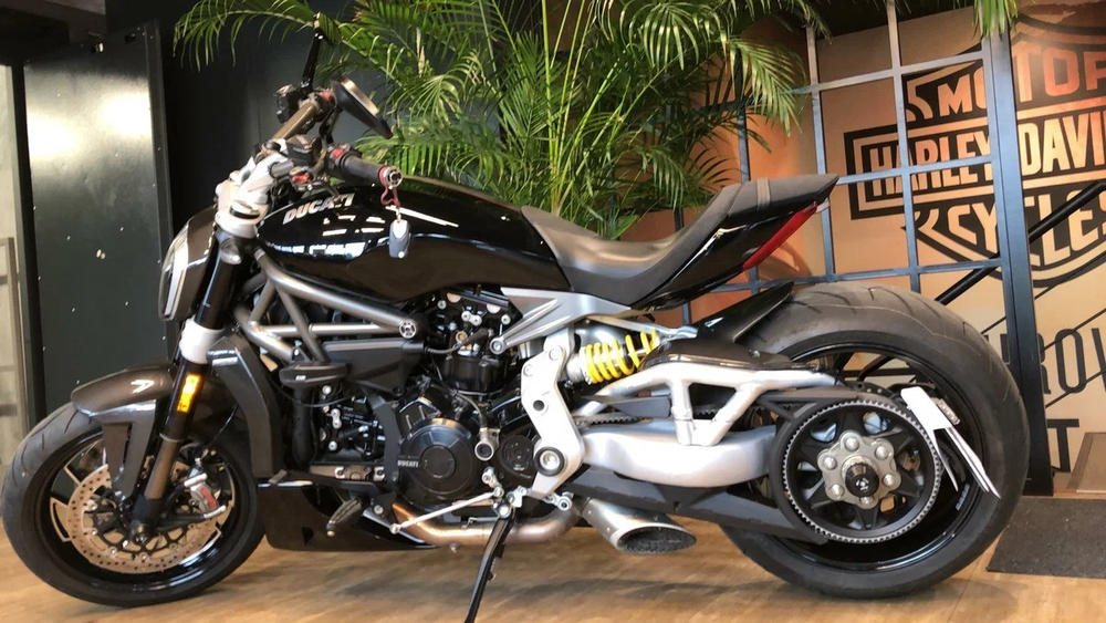 DUCATI XDIAVEL S (Carbon) 2017