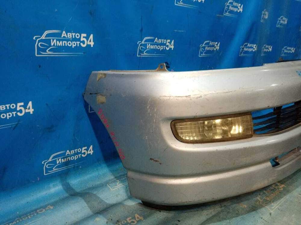 Туманка правая TOYOTA REGIUS 1998