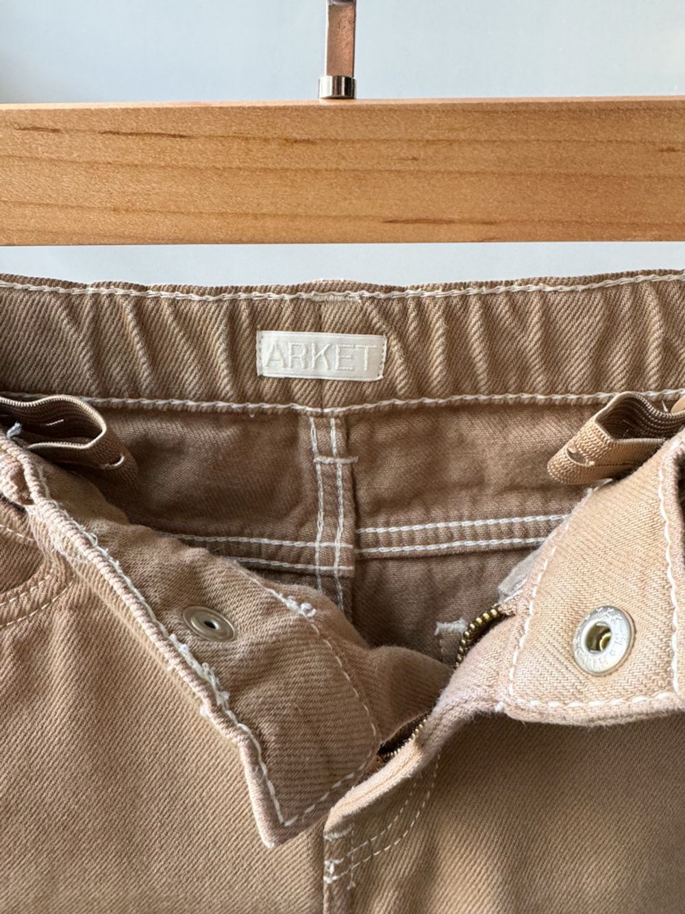 Джинсы Arket, 104