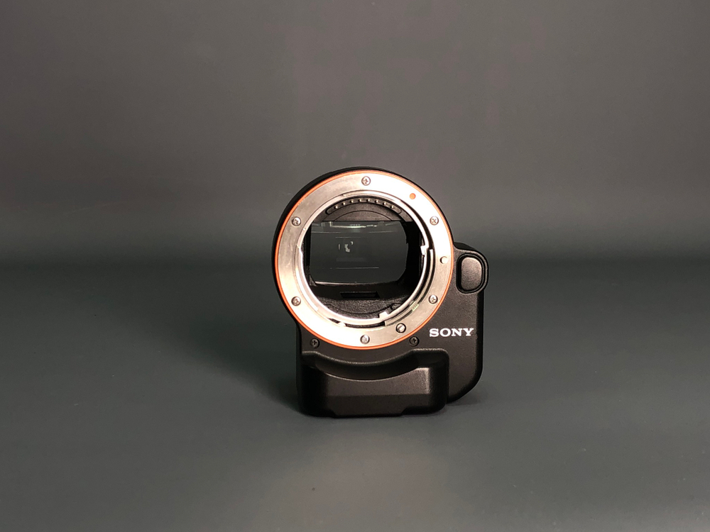 Sony LA-EA4
