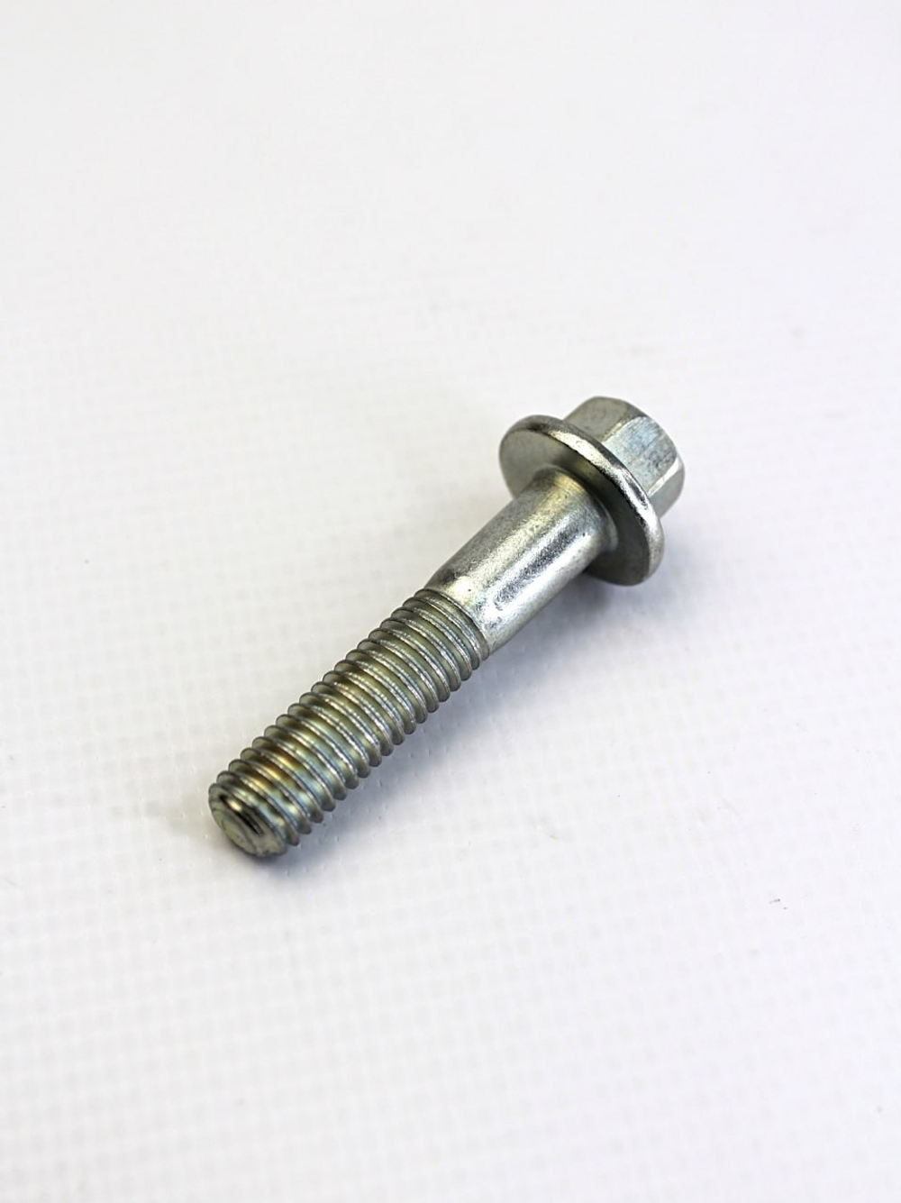 Болт М8*38*1,25 6.8 с фланцем