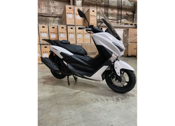Скутер VMC VENTO MAX RS N1500 (replica Yamaha TMAX) EFI Lifan ABS