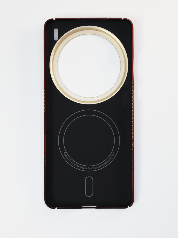 Карбоновый чехол для Vivo X200 Pro с MagSafe Солнечный свет золотой горы (Sunlight of the Golden Mountain)