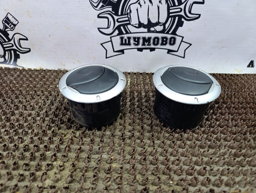 Воздуховод Renault Logan, I (2004 2009) 2009 с пробегом