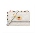 Сумка Dior Miss Caro Mini белая из ягнячьей кожи с цепочкой и сердцем