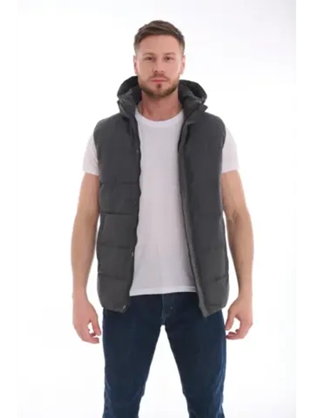 Жилетка демисезонная утепленная