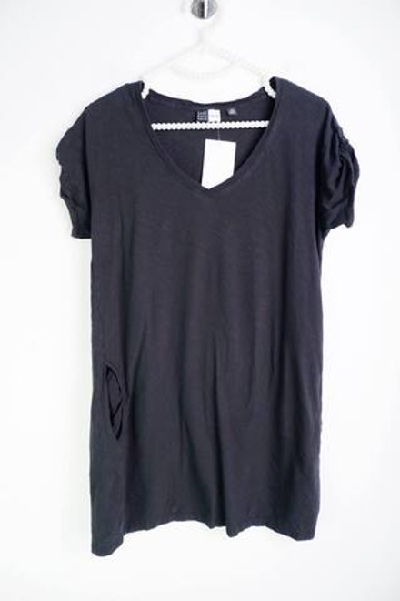 Футболка-туника Treads практичная, маркировка XS, визуально 42 размер