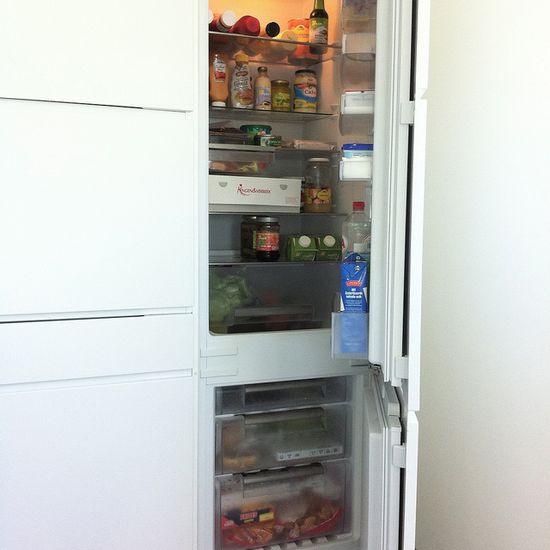 Встраиваемый холодильник Siemens KI38VA50