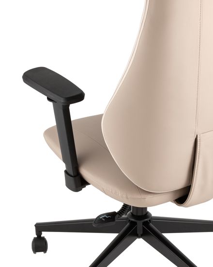 Кресло руководителя TopChairs Trophey бежевый